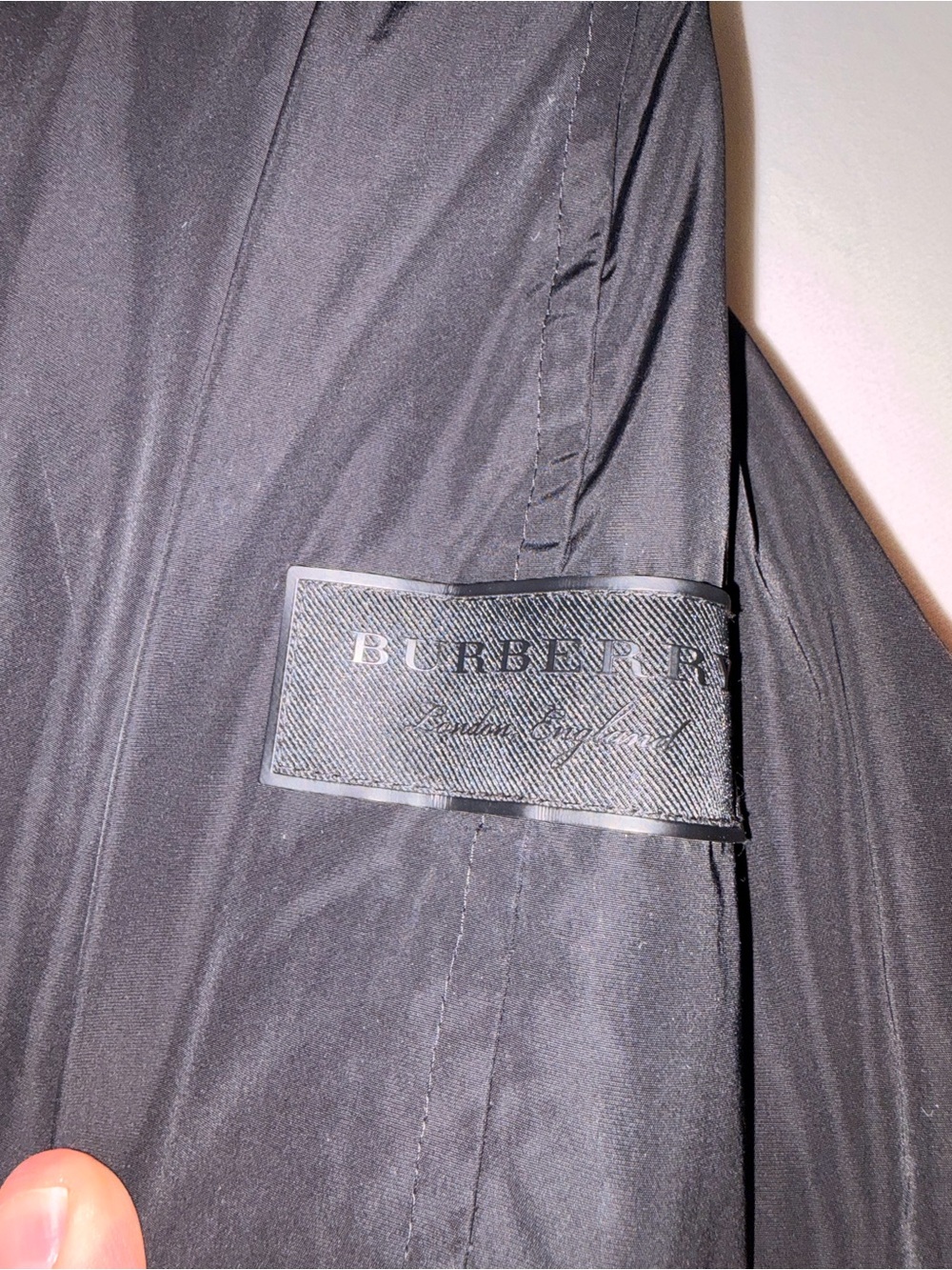 BURBERRY Women's Hooded Coat Size 6 In Black - Picture 3 of 7